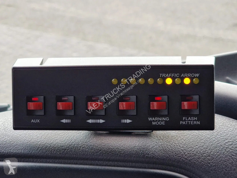 Camion DAF 180 4x2 - Workshop truck - Low KM -...