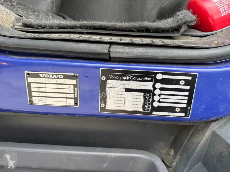 Kamion Volvo 250 4X2 DHOLLANDIA EURO 6...
