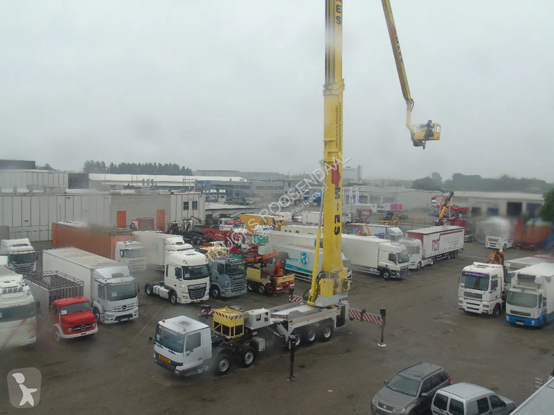 Kamion Mercedes 4148 + 84 meters + 10x4