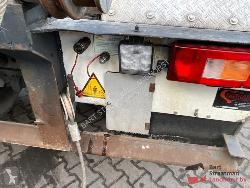 Kamion Volvo 10X4R Euro 5 met 30T HTS Kabel...
