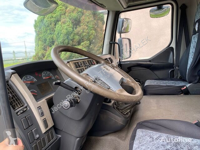 Camion Volvo FL 240