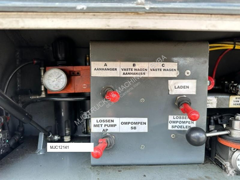 Kamion Volvo FM 450 6x2 19.000L - 5 COMP. FUEL...