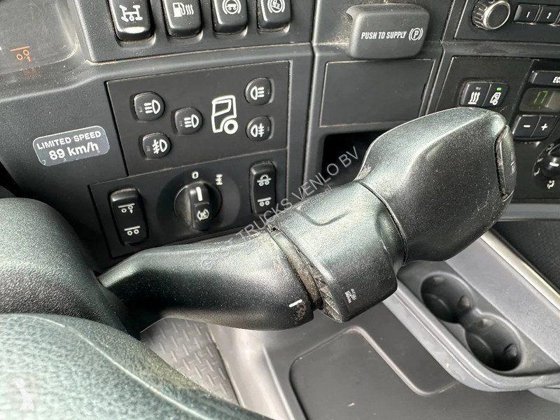 Kamion Scania 520 V8 6x2 Haakarm 20T etarder...