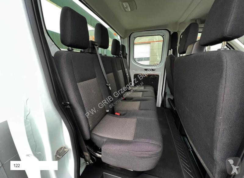 Véhicule utilitaire Ford Doka 7-seaters + Box...