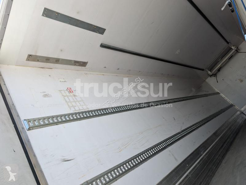 Kamion Renault ejes 6x2*4 D320.26