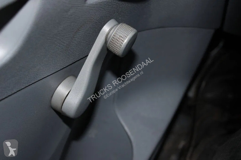 Kamion Mercedes 1018 + LIFT