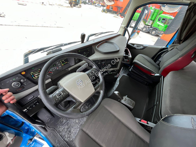 Kamion Volvo 6x4 FOR SALE AS CHASSIS / HYDRAULICS