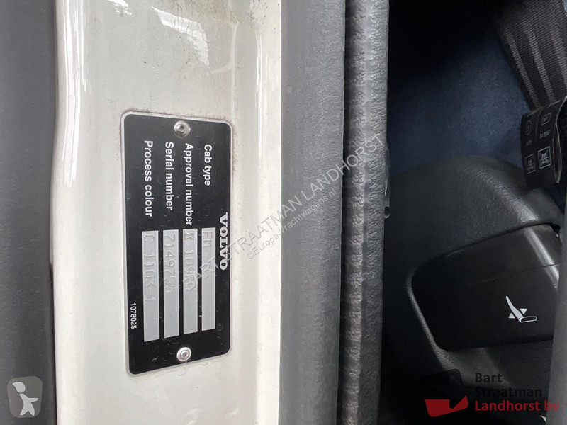 Kamion Volvo FM 9.380 6x2 Euro 5 Tanker Truck...