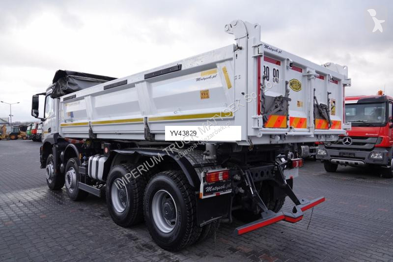 Camion Mercedes 3243