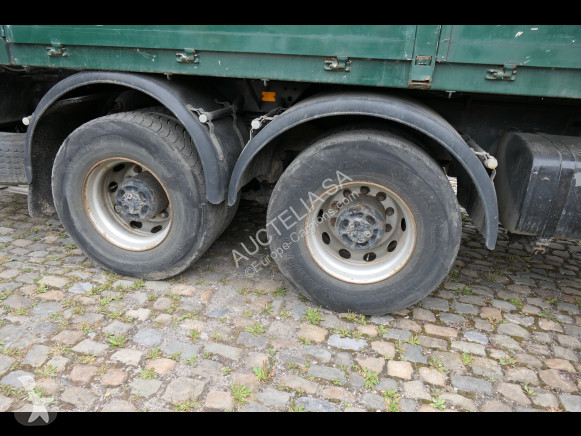 Camion Volvo F12