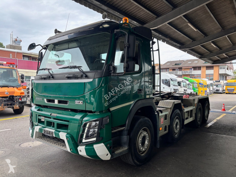 Kamion Volvo fmx-500    8x4r