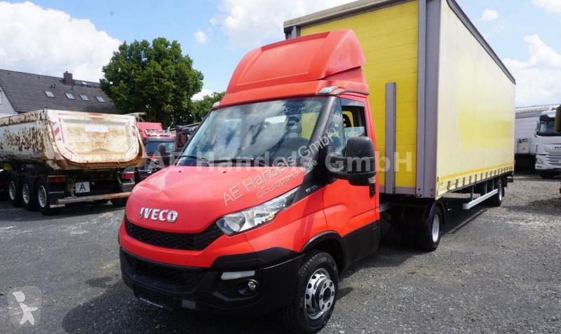 Trækker med sættevogn Iveco 65