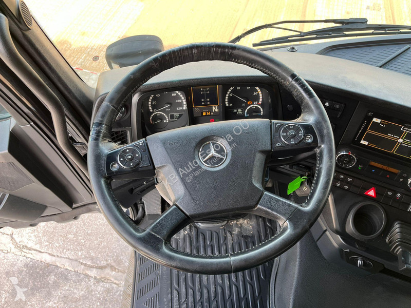 Kamion Mercedes 3253 8x4 2019