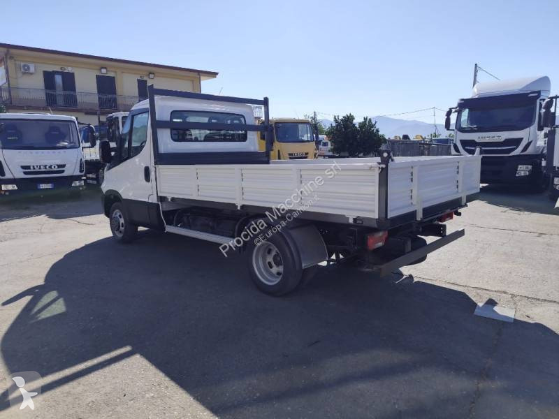Véhicule utilitaire Iveco