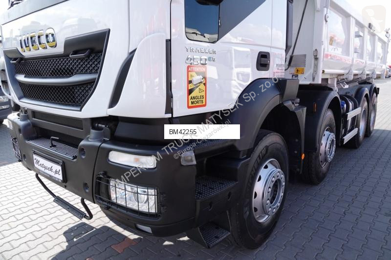 Kamion Iveco TRAKKER