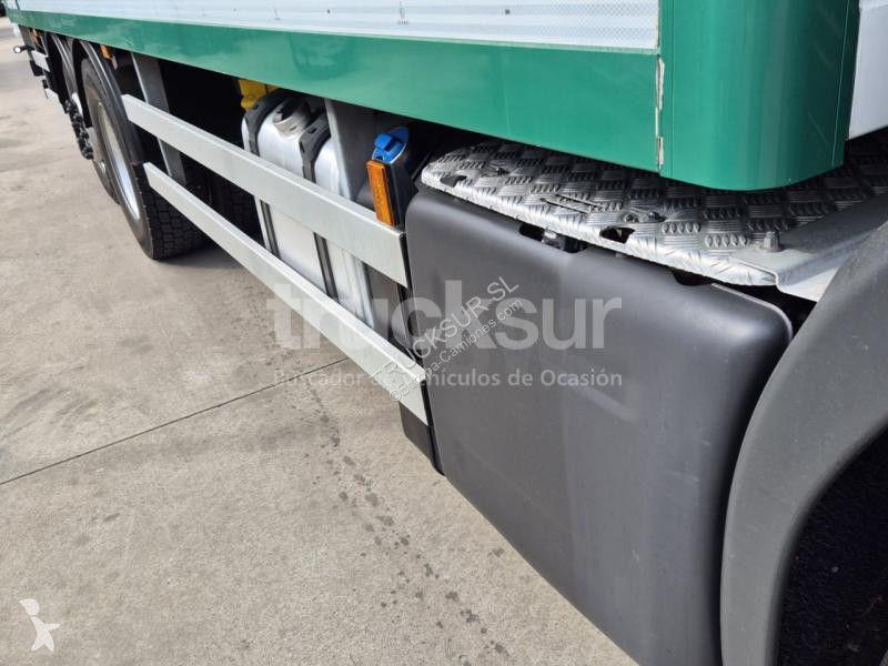 Kamion Scania ejes 6x2*4 320.26
