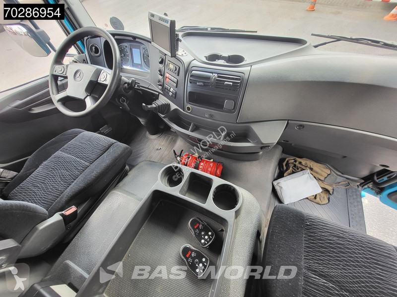 Camion Mercedes 1523 4X2 15tonner 2000kg...