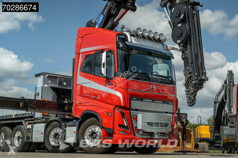 Vrachtwagen Volvo 650 8X2 HMF 7020K-RCS Crane +...