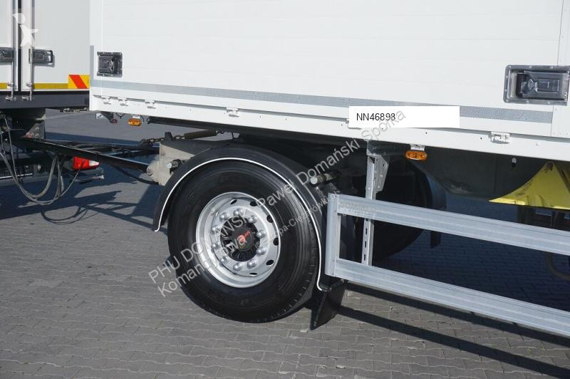 Camion remorque DAF DO PRZEWOZU NAPOJÓW