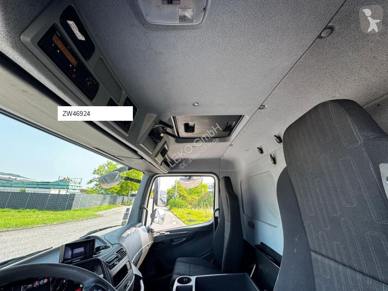 شاحنة Mercedes 1021 Mit Carrier Sp 850Mt