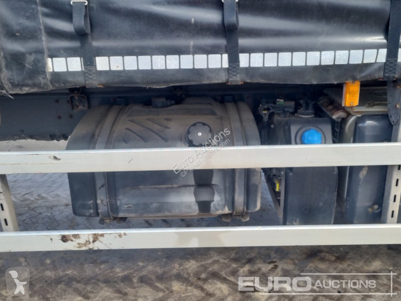 Camion Renault D18