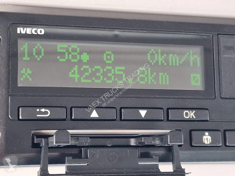 Kamion Iveco EuroCargo 160 210 - Isotherm box -...