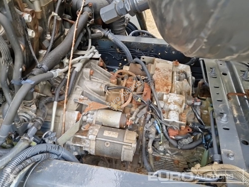 Lastbil Isuzu NQR 7