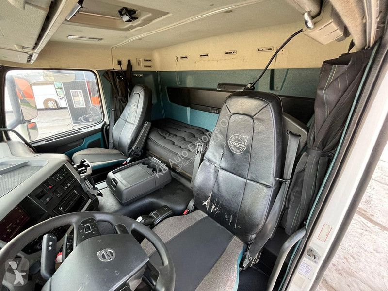 Lastbil Volvo 420 6x2 Carrier Supra 850 Mt /...
