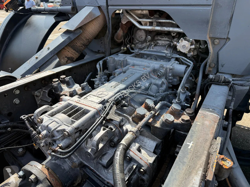 Camión Mercedes 2540 V6 6X2 Chassis Spring/Air...