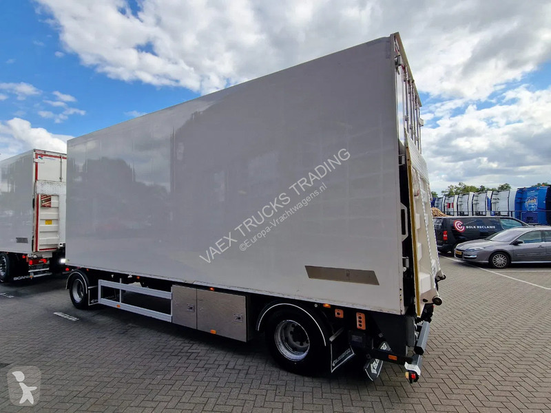 Camion Scania R500 NGS 6x2*4 BussBygg...