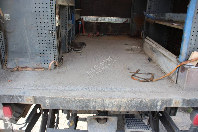 Camion Mercedes 670.3