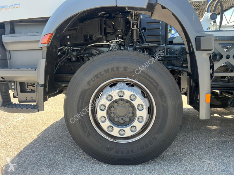 Kamion Mercedes  3240 B