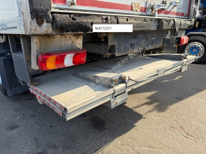 Kamion Mercedes AROCS + CARRIER + LAMBERET BOX...