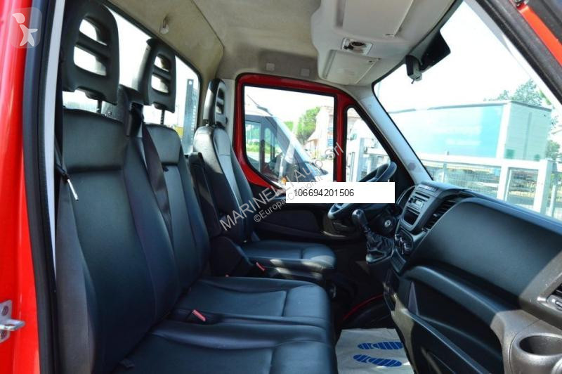 Véhicule utilitaire Iveco 35C13 2.3 CASSONE...