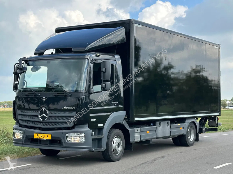 Vrachtwagen Mercedes 1221  1221L EURO6. 2021