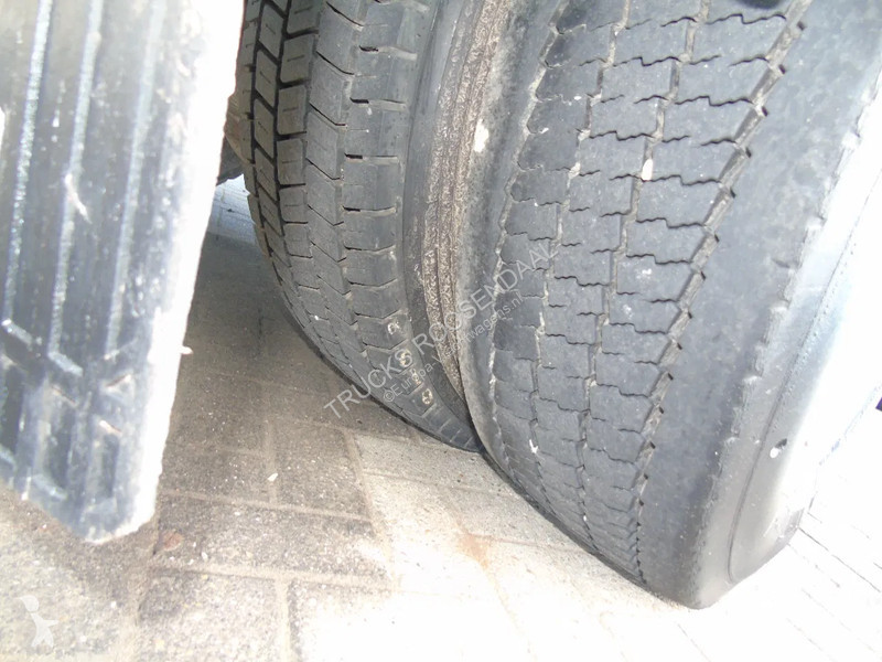 Camion DAF 85330 + EURO 2 + MANUAL + SPRING + 6...