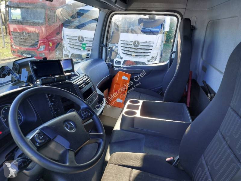 Грузовик Mercedes 1618 NL