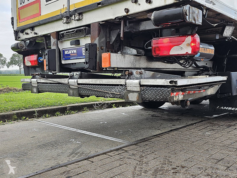 شاحنة Scania P320 6X2*4 AMBERET IFT