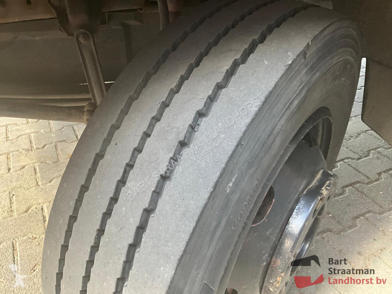 Camión Mercedes 4x2 Euro 0 Handgeschakelde...