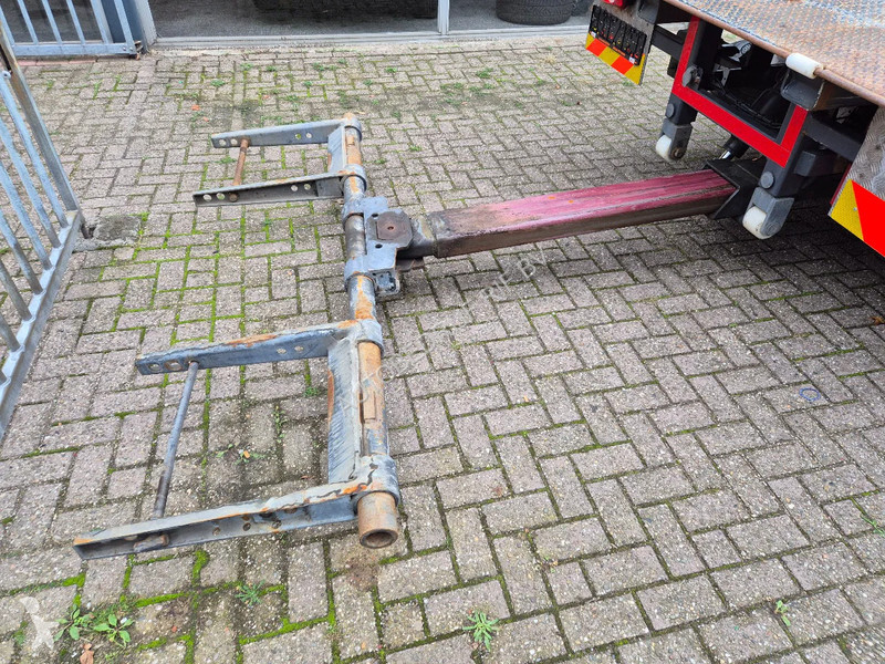 شاحنة Volvo 250 E6 DoKa 7 Sitze/ Abschlepp/...