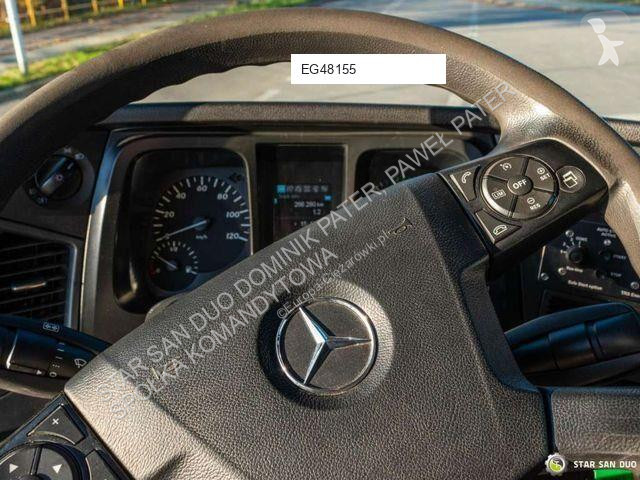 شاحنة Mercedes AROCS 1830 4x4 refrigerated camper