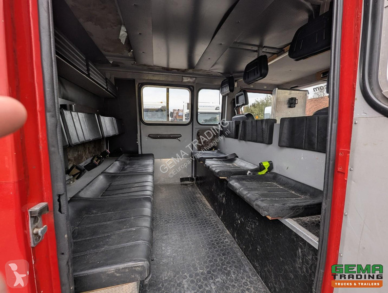 شاحنة Mercedes AF 4x4 Dubbelcab 6Cil - 9 Pers -...
