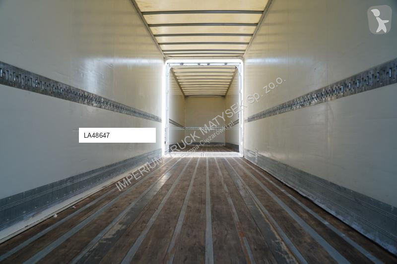 شاحنة مقطورة DAF CF 450