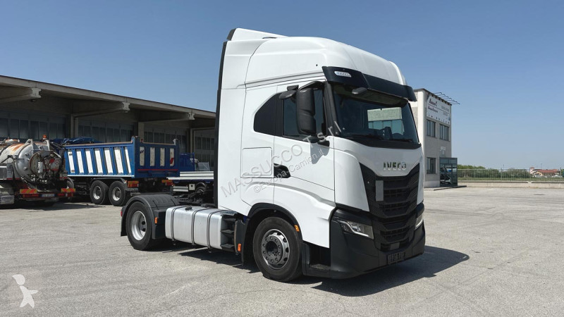Camion Iveco 490 4x2