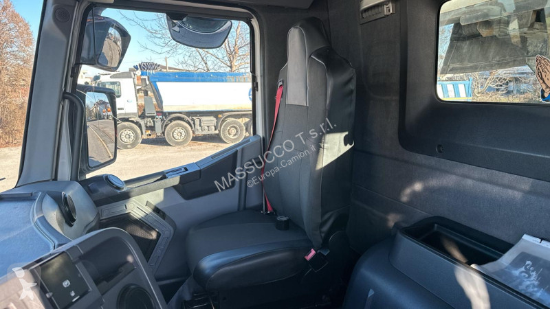 شاحنة Renault C430 6X2