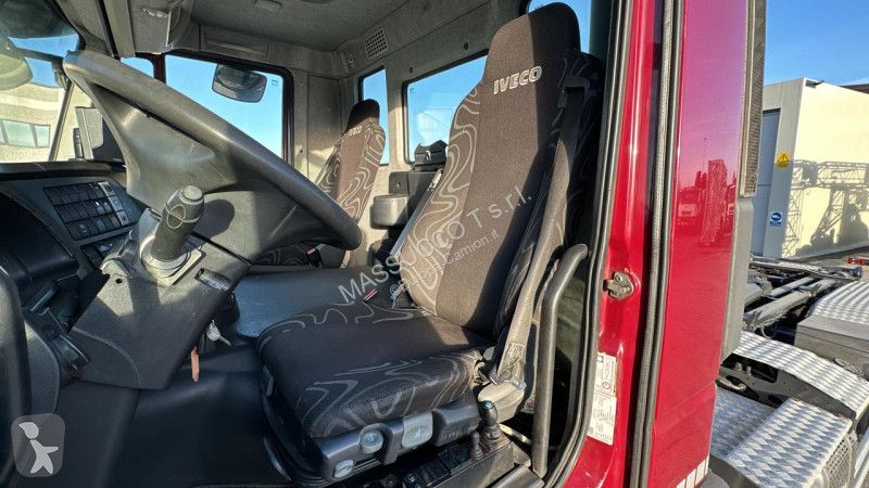 Camion Iveco TRAKKER 450 6x4