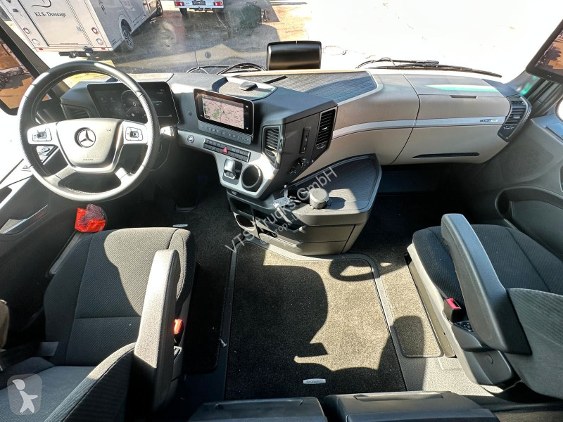 شاحنة Mercedes 2553 L 6x2 LL...