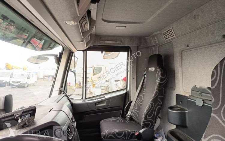 شاحنة Iveco