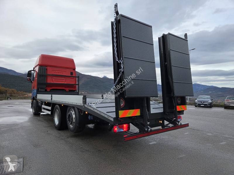شاحنة Iveco