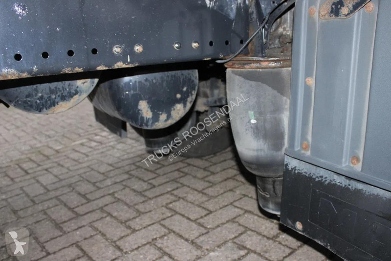 شاحنة MAN 8.220 + EURO 6 + LIFT